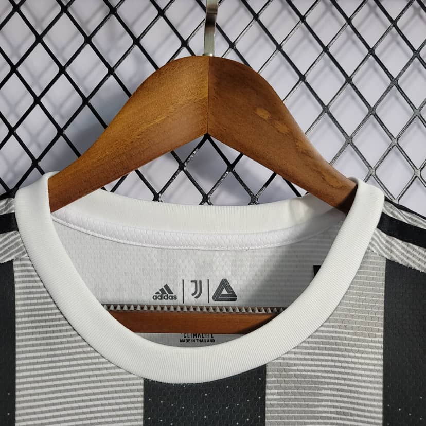 2019/2020 Retro Juventus Joint Edition Black and White Stripes Jersey--6