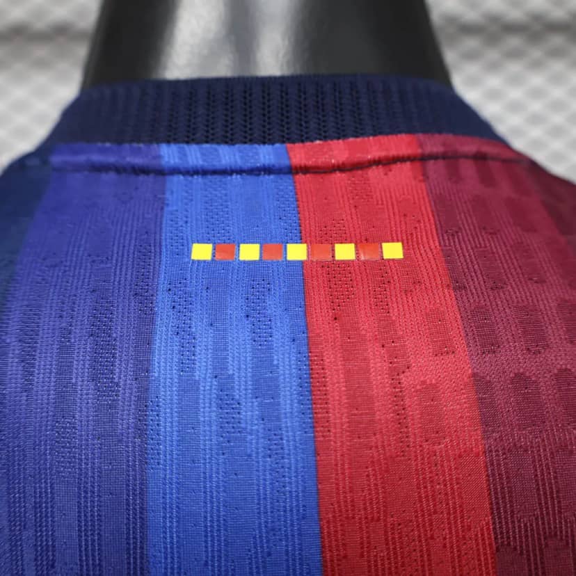 2026/2027 Player Version Barcelona Home Shirt--3