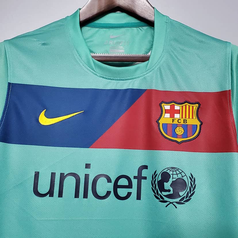 2010/2011 Retro Barcelona Away Shirt--2