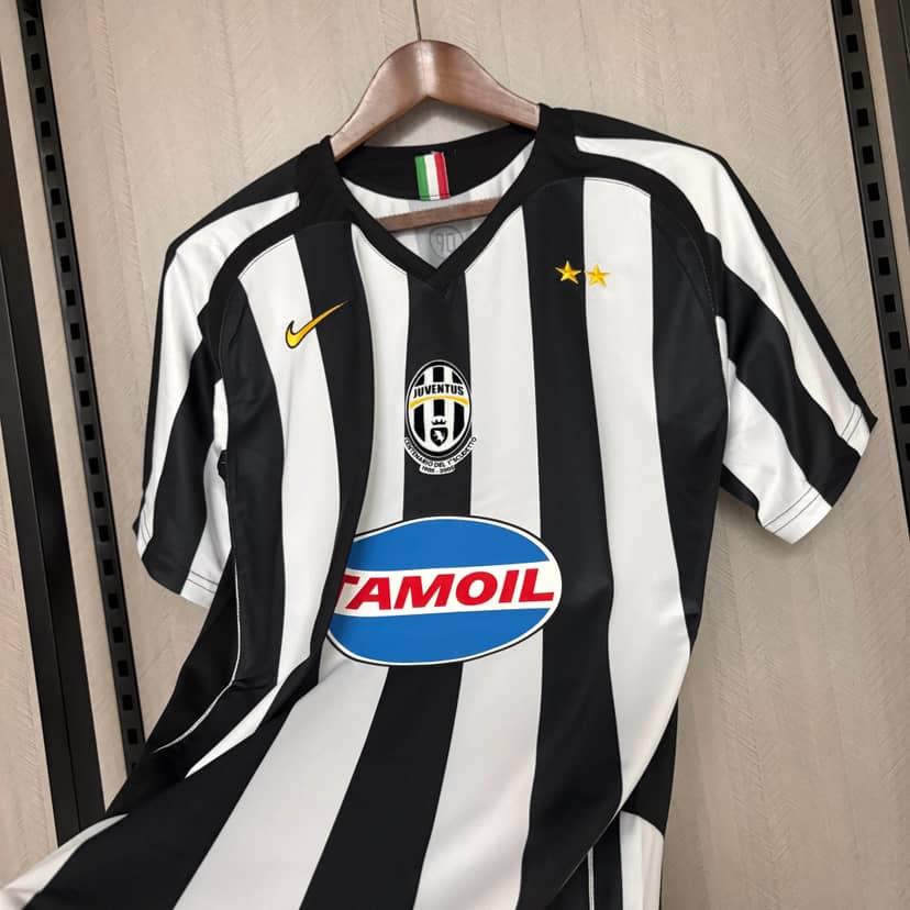 2005/2006 Retro Juventus Home Shirt--7