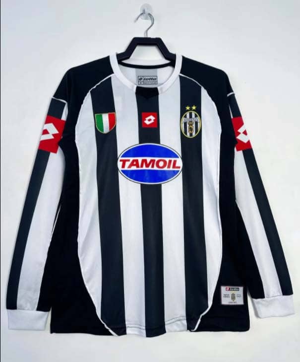 2002/2003 Retro Long Sleeve Juventus Home Jersey