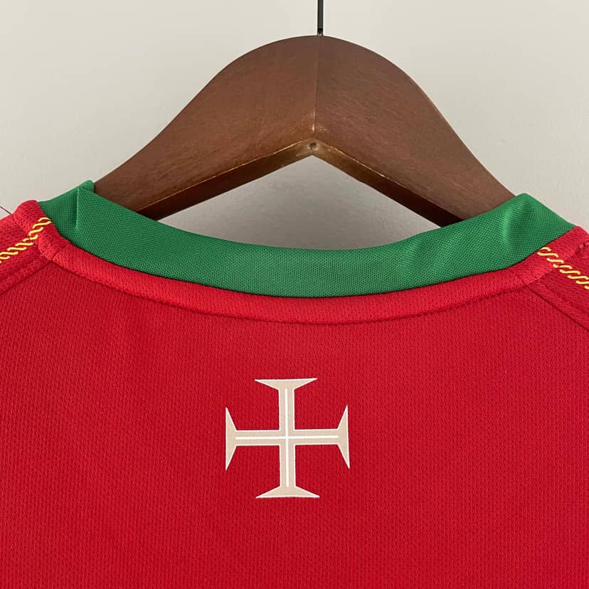2006 Retro Portugal Home Shirt--3