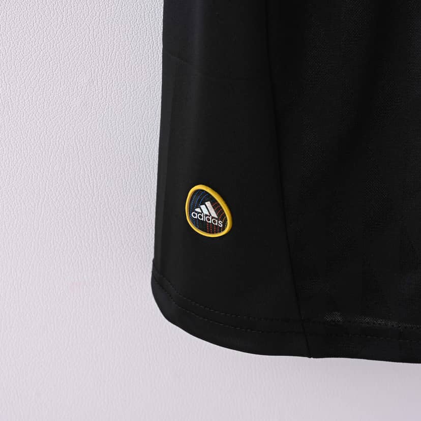 2010/2011 Retro Liverpool Third Away Shirt--8