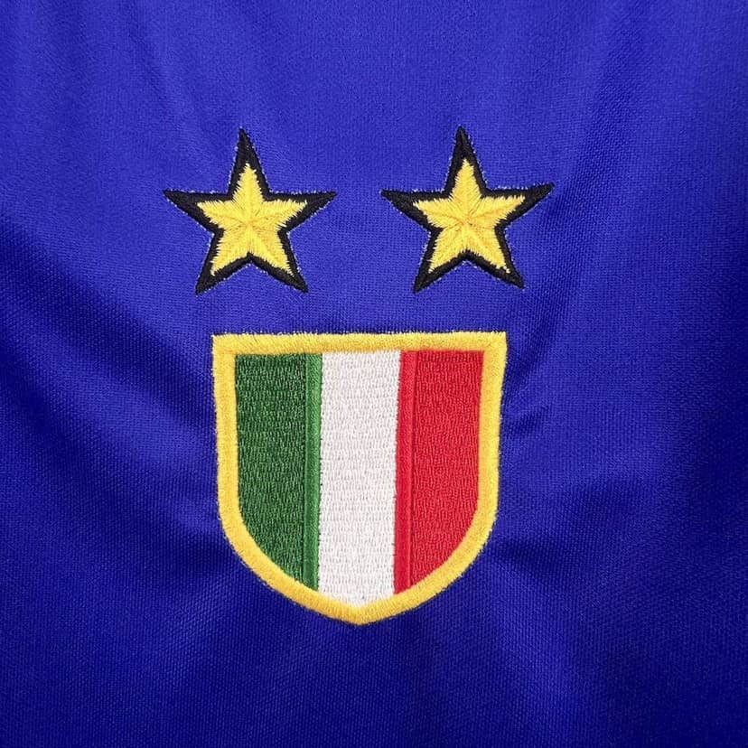 1995/1996 Retro Juventus Away Shirt--4