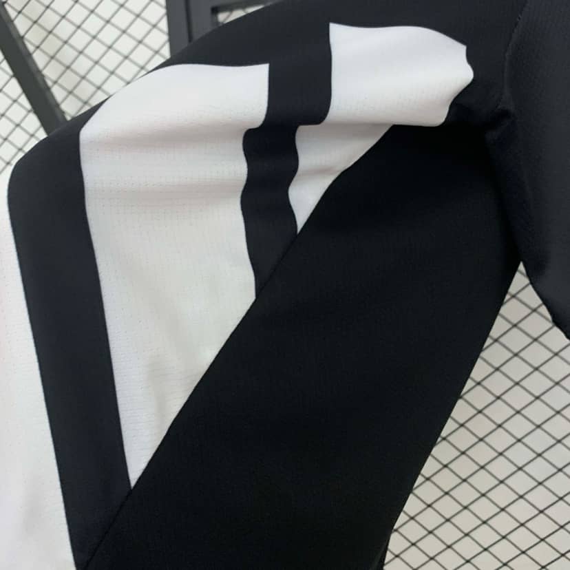 2025/2026 Real Madrid Special Edition Black Shirt--6