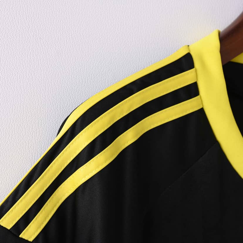 2010/2011 Retro Liverpool Third Away Shirt--2