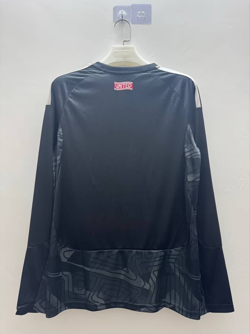 2026/2027 Long Sleeve Manchester United Goalkeeper Black Shirt--1