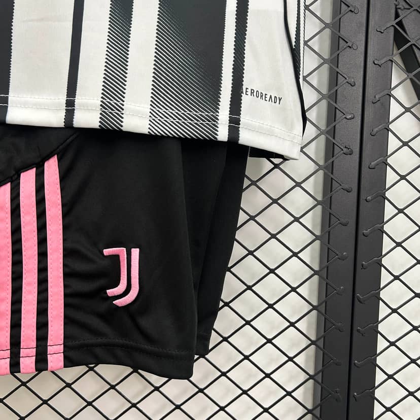 2025/2026 Juventus Home Jersey Kids Size--8